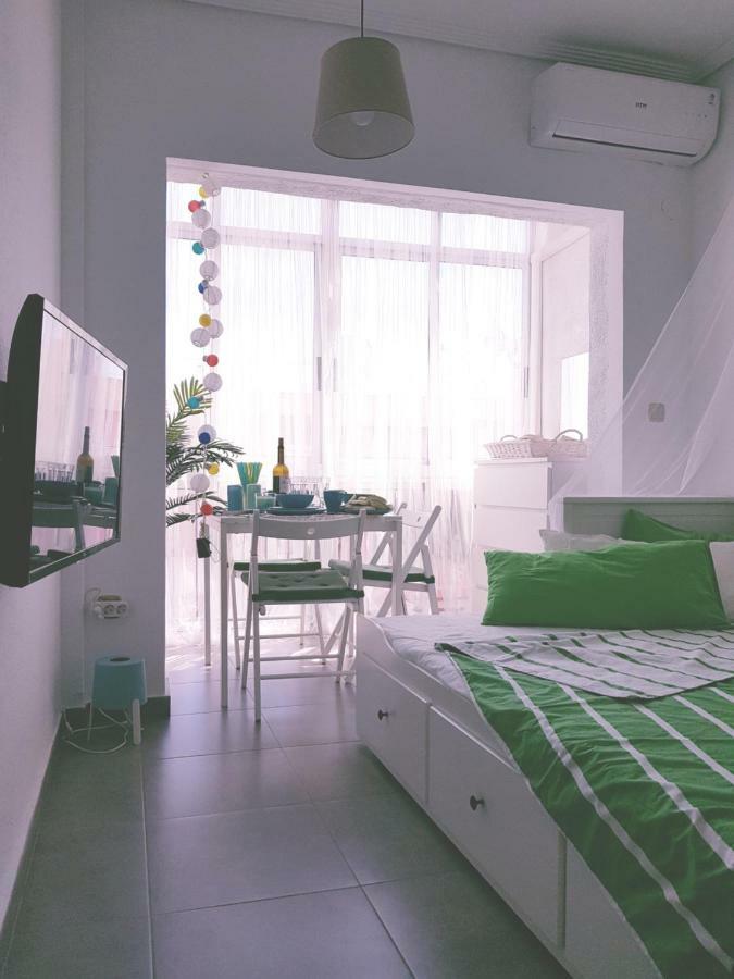 Cosy Studio Apartment In Торевьиа Экстерьер фото